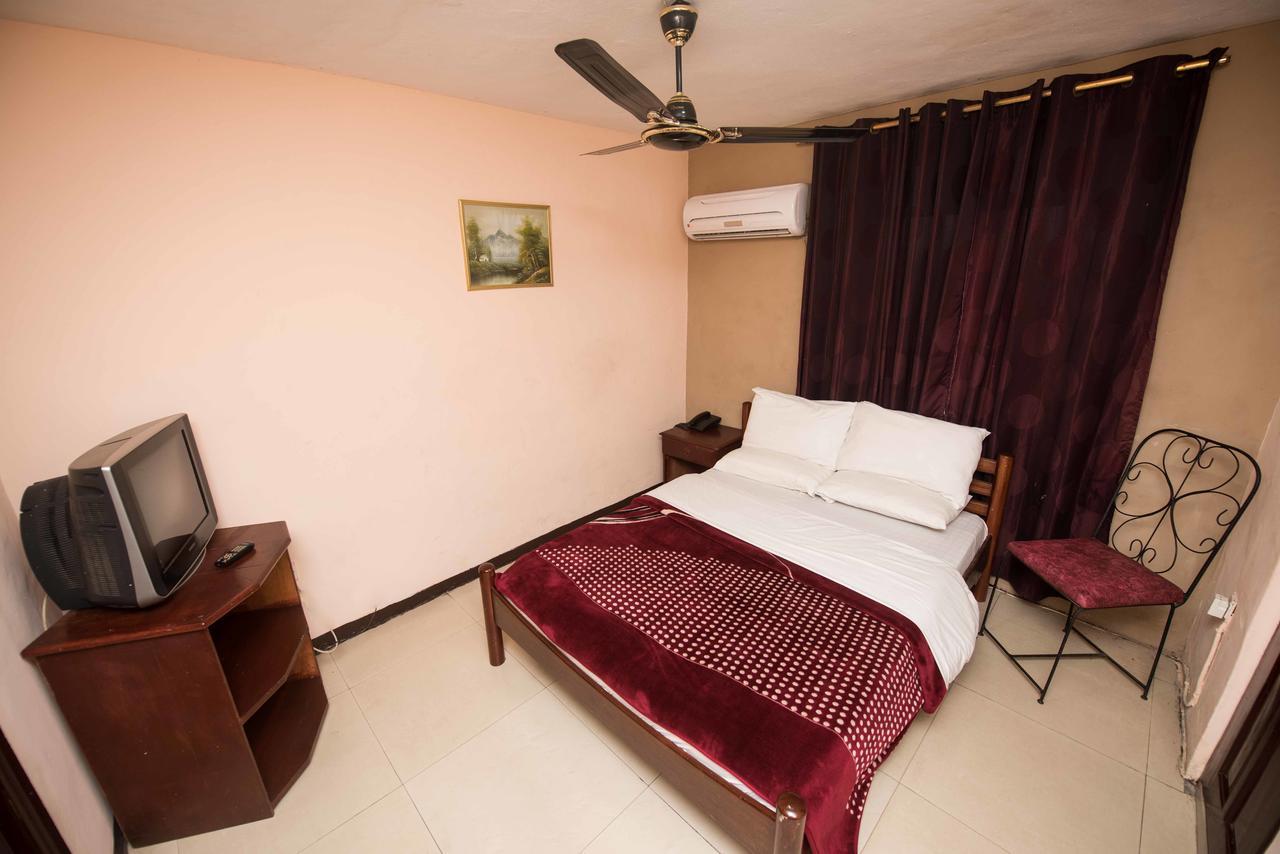 Niagara Inn Accra Eksteriør billede